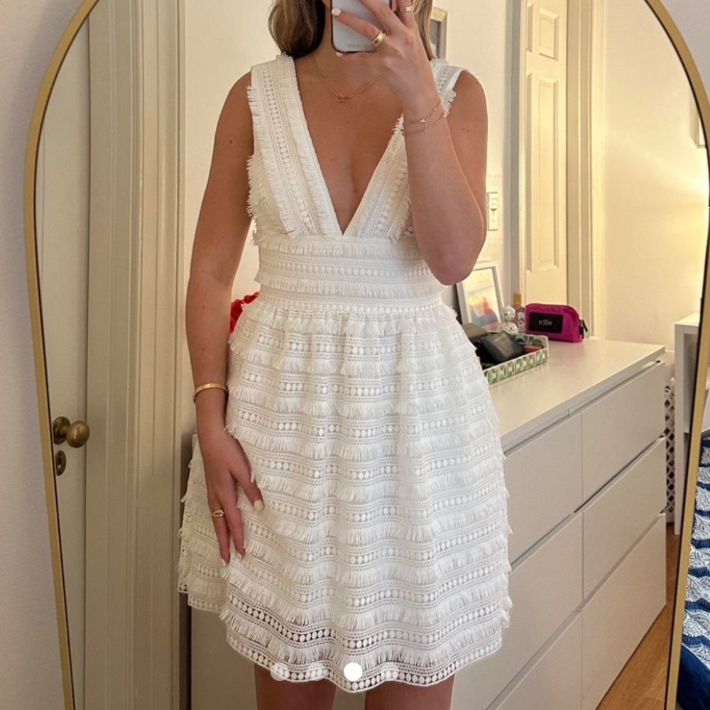 Aidan Mattox Ivory Feminine Fringe Lace Playful Crochet Bridal Party Dress Sz 4 - Picture 3 of 15
